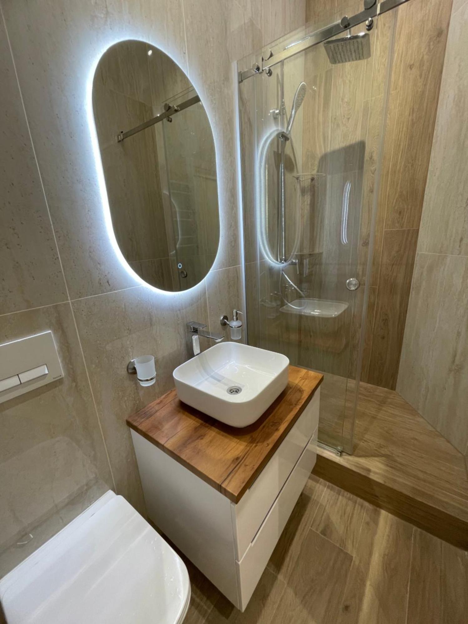 Appartement Тиктора, 3 Центр à Lviv Extérieur photo